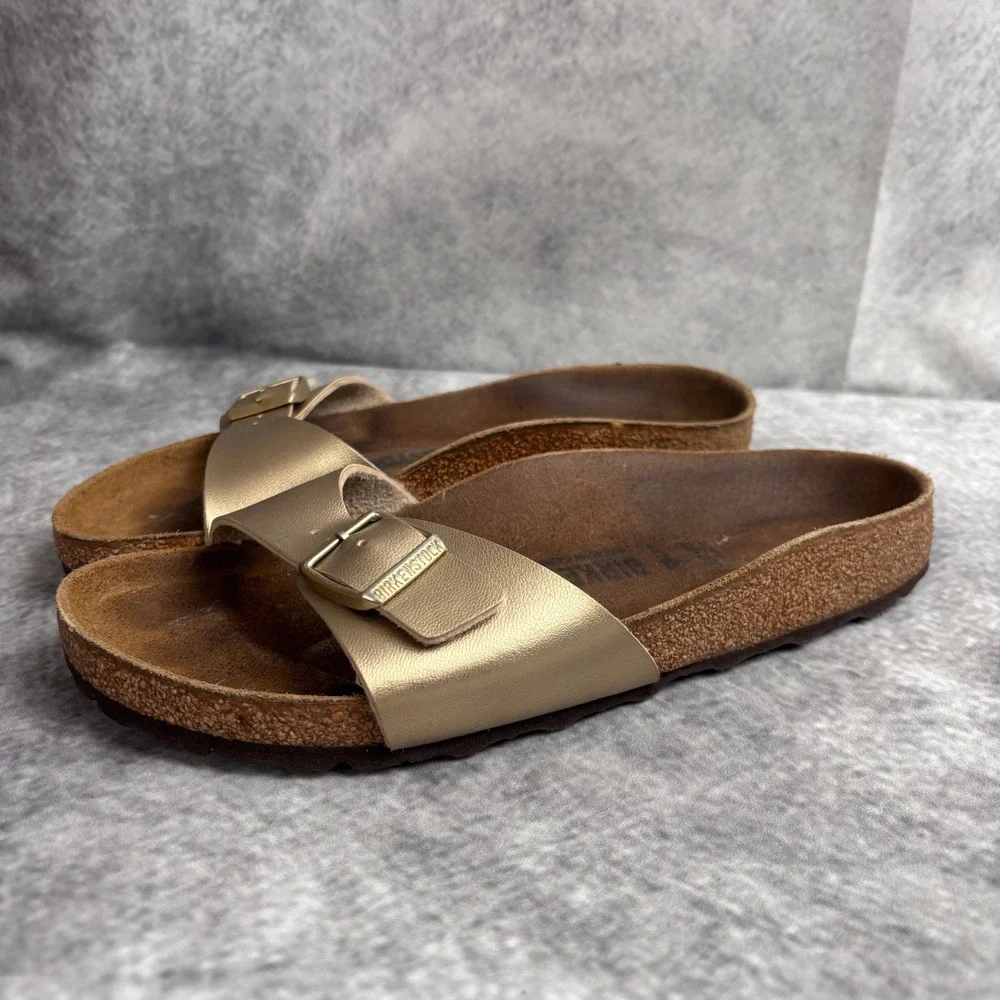 Birkenstock Madrid Single‎ Strap Buckle Sandal in Gold Size EU 38 Ladies 7
